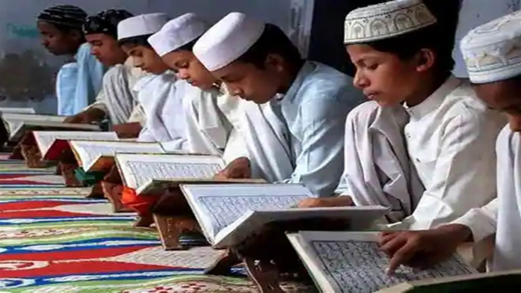 हापुड़ जिले में