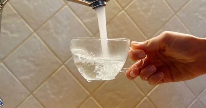 Can we drink geyser water