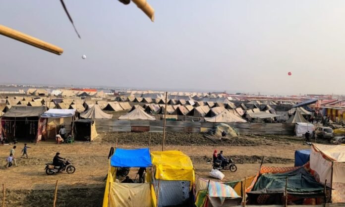 Garh Ganga Mela: ना झूला ना सर्कस और शुरू हो गया गढ़ गंगा मेला...