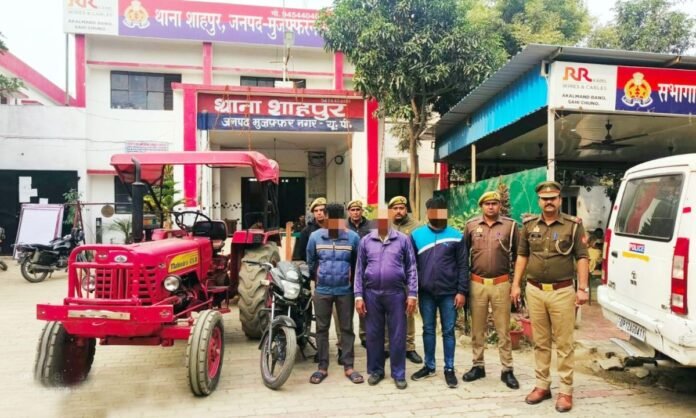 मुज़फ्फरनगर न्यूज: गन्ने की ट्रैक्टर-ट्रॉली चोरी, 3 चोरों को पुलिस ने किया गिरफ्तार, जेल भेजा