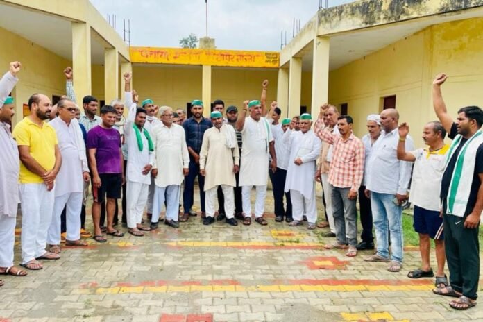 Garhmukteshwar News: गंगा एक्सप्रेसवे के नक्शे में हुए इस फेरबदल को लेकर भड़के किसान...