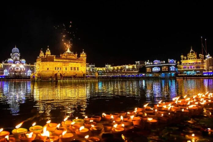Diwali Tour: दिवाली पर घूमने का प्लान है! तो परिवार सहित जाने के लिए ये जगहें हैं बेस्ट...