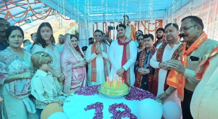 कोटद्वार में जल शक्ति राज्यमंत्री दिनेश खटीक ने बेटे प्रांजल का 18वां जन्मदिन मनाया